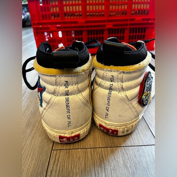 Vans Men's Space Voyager Sk8-Hi NASA White Trainers - Picture 3 of 6